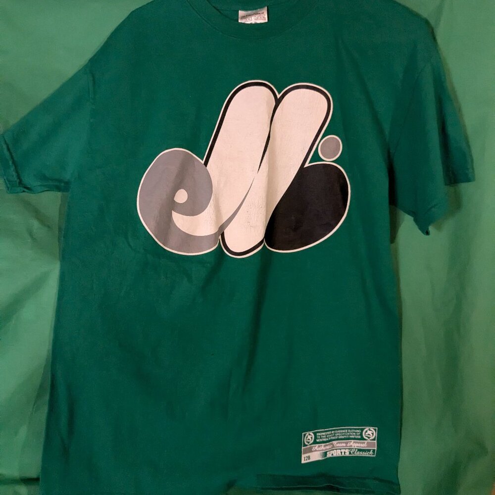 Montreal Expos Evidence clothing t shirt. Vintage.